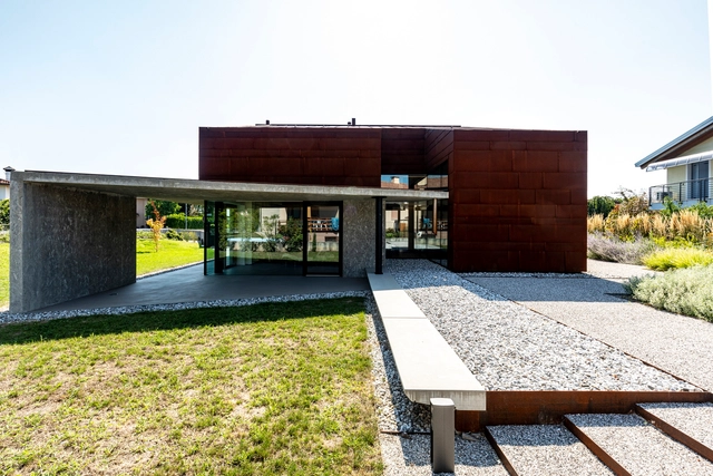 Dō-maru House / Materiadarchitettura - Exterior Photography, Houses, Courtyard, Facade