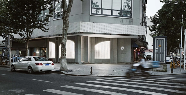 DOSORDONTS Store / 异向计合 - 室内图, 商店, 表皮