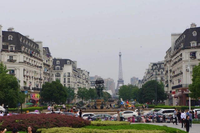 CopyCat: ¿Por qué copiar un estilo es perjudicial para las ciudades? - Imagen Principal
