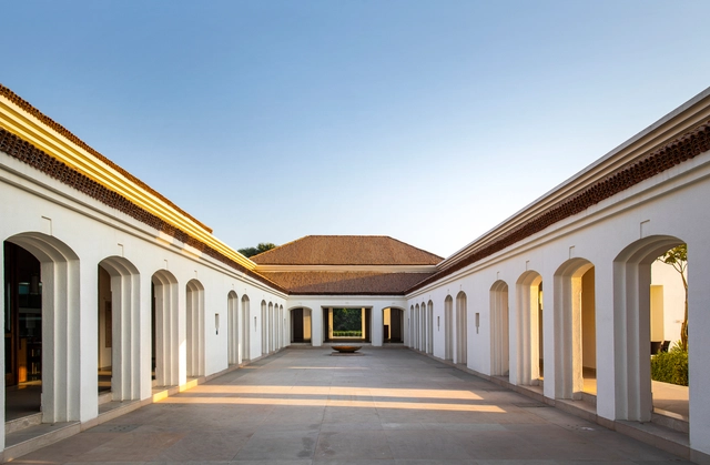 Hotel at Bodhgaya / SJK Architects - Exterior Photography, Hotels, Courtyard, Facade, Column, Arch, Arcade