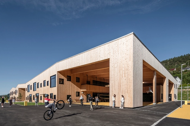 Borgafjellet Elementary School / LINK arkitektur - Exterior Photography, Elementary & Middle School, Facade