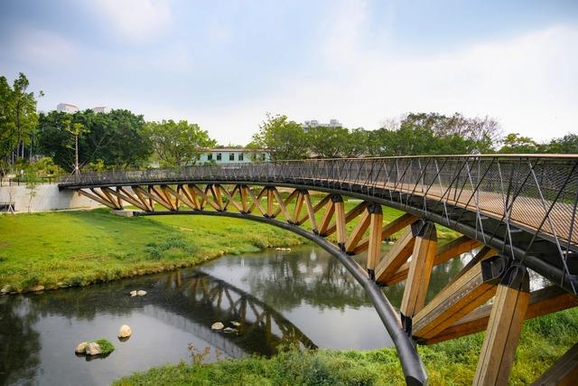 月见桥 / HWCA Huai-Wen Chang Architect - 建筑图, 人行桥, 花园, 拱