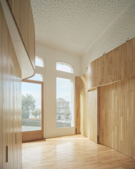 Espacio el Olivo / ARROKABE Arquitectos - Fotografía interior, Arquitectura Cultural, Dormitorio, Fachada, Fijación Vigas, Puerta, Arco, Balcón