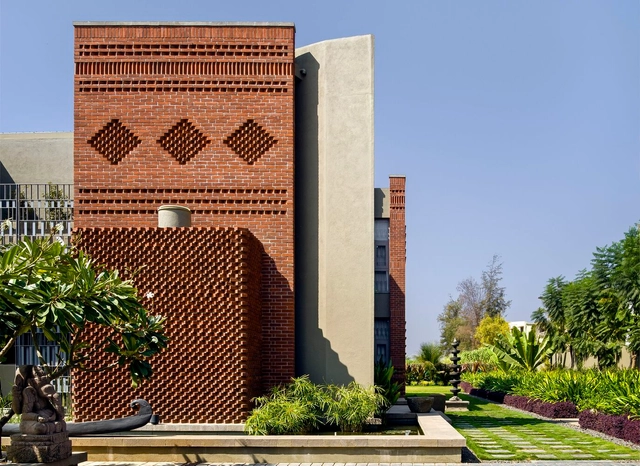 The Brick House / Studio Humane - Exterior Photography, Houses, Facade, Arch