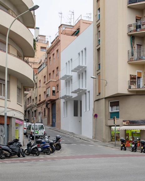 Edifício Residencial Praga / ARQUITECTURA-G - Fotografia de Interiores, Apartamentos, Fachada, Balcão