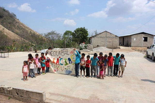 Crianças: grandes atores na produção social do habitat - Imagem de Destaque