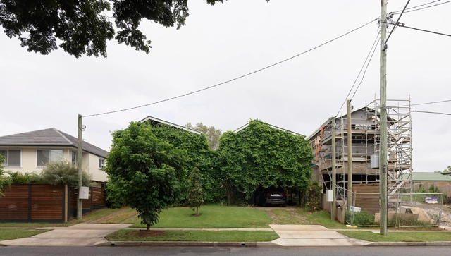 Twin Houses / JOHN ELLWAY. ARCHITECT - Exterior Photography, Houses, Facade