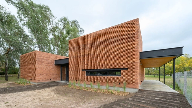Casa H 01 / Pablo Dellatorre + Studio Brava - Fotografia de Exterior, Casas, Jardim, Fachada