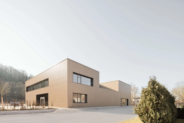 Retraining and Advanced Training Center Niederstetten / Schätzler Architekten - Exterior Photography, Educational Architecture, Facade