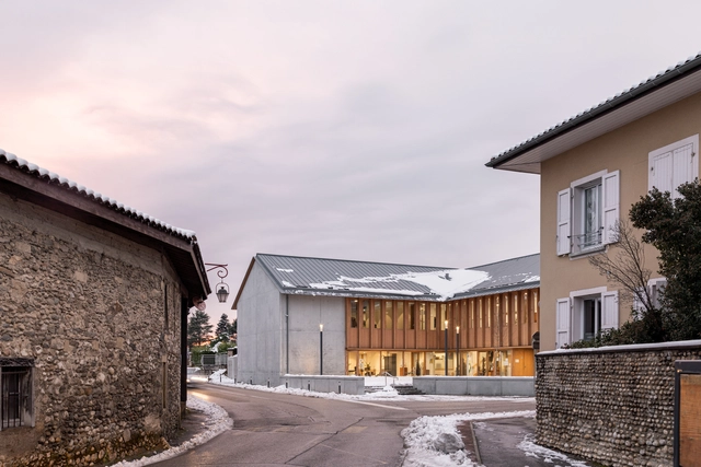 Maison pour Tous 社区活动中心 / LINK - Chazalon Glairoux Lafond - architectes associés + Dld architectes - 建筑图, 社区中心, 门, 表皮, 楼梯