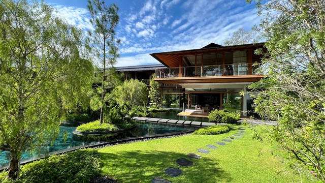 Casa Water Courtyard / Guz Architects - Fotografia de Exterior, Casas, Jardim, Fachada