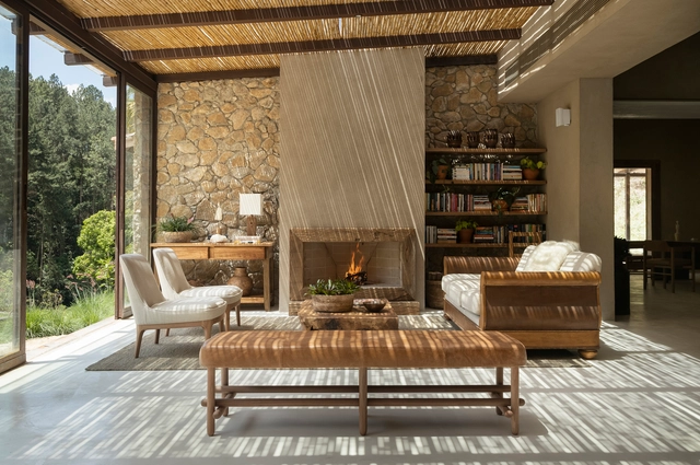 Villa Tanah / Rosana Buonerba Arquitetura + Marcelo Salum Arquitetura - Fotografia de Interiores, Decoração , Terraço, Viga, Mesa, Cadeira