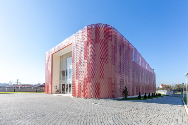 Lidhja e Prizrenit Kindergarden / StudioArch4 - Exterior Photography, Kindergarten, Facade, Arch