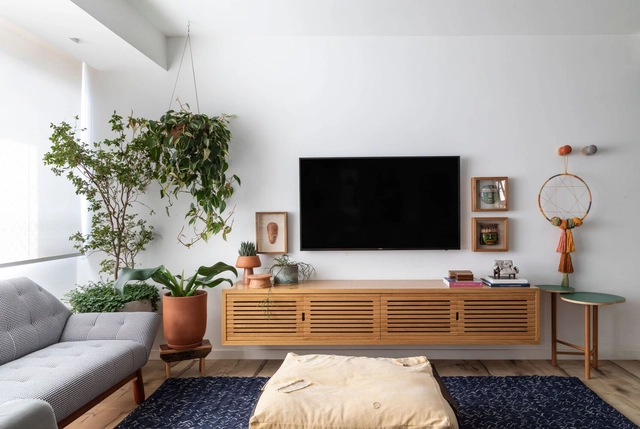 Duplex Jardim Zaira / Studio 3.7 Arquitetura - Fotografia de Interiores, Renovação, Dormitório, Iluminação, Mesa