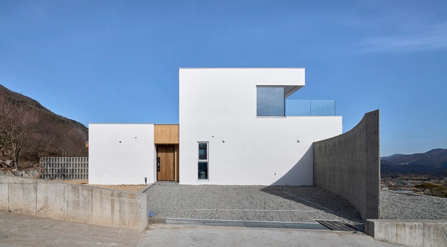 Jin-Hwa Mountain Cottage / Todot Architects & Partners - Exterior Photography, Houses, Facade, Stairs, Door