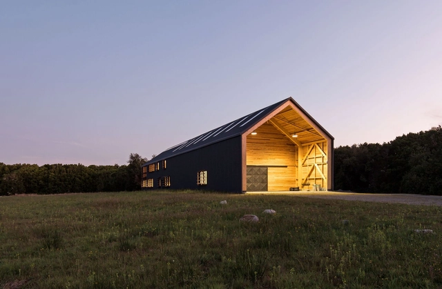 Keepex Corporate Building / LAGAR Arquitectos - Exterior Photography, Sustainability, Door, Facade