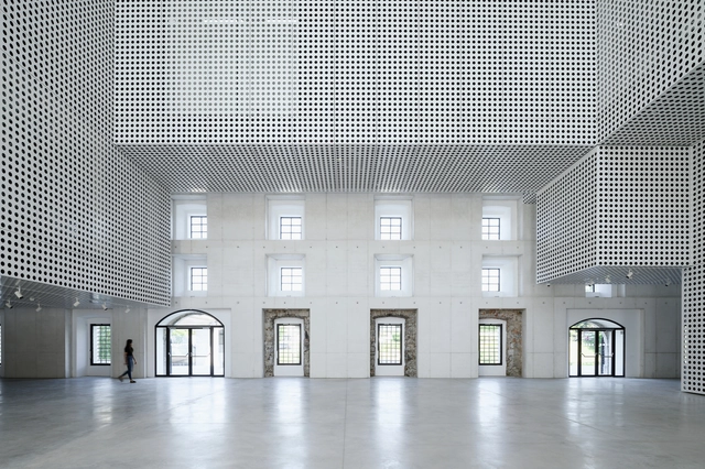 Cukrarna Space for Contemporary Art / Scapelab - Interior Photography, Gallery, Facade