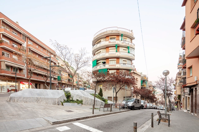 Reurbanização da rua Mina de la Ciutat / Lagula Arquitectes - Fotografia de Exterior, Espaço Público, Fachada