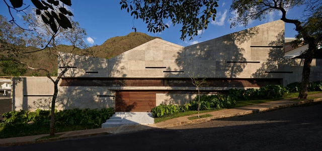 Casa Roca / Gustavo Penna Arquiteto e Associados - Fotografia de Exterior, Casas, Fachada