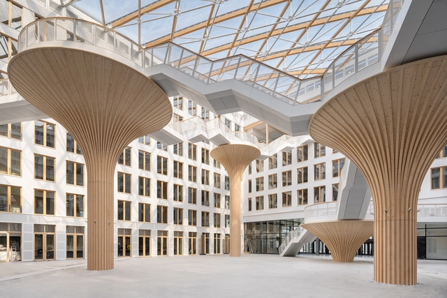 ‘蘑菇柱’中庭，德国最大木混合结构建筑群 EDGE Suedkreuz - 主图