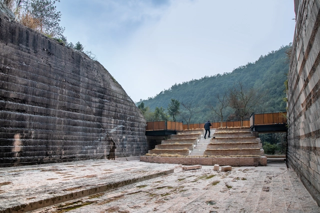 Quarry No. 9: Stage Space + Quarry No. 10: Live Performance / DnA - Exterior Photography, Landscape Architecture