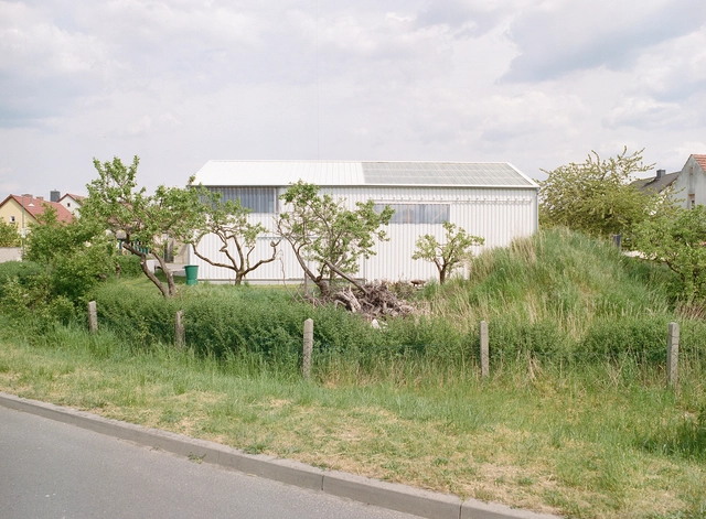 与野生羊肚菌一同生长的住宅 / c/o now - 建筑图, 独立住宅, 围栏, 表皮