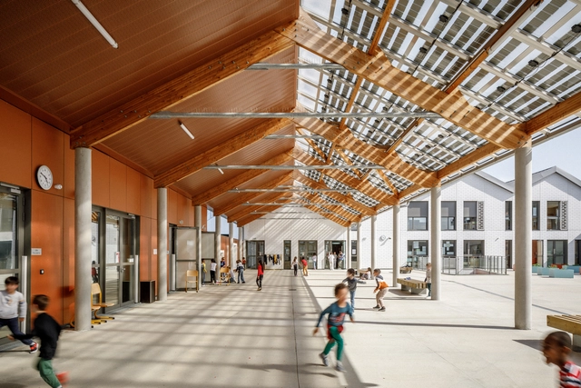 Jacques Sempé School Complex / BPM Architectes - Interior Photography, Elementary & Middle School, Facade, Beam