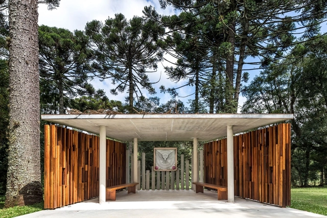 Maria Catarina Chapel / Canalli Arquitetura - Exterior Photography, Chapel, Garden, Door, Facade, Forest