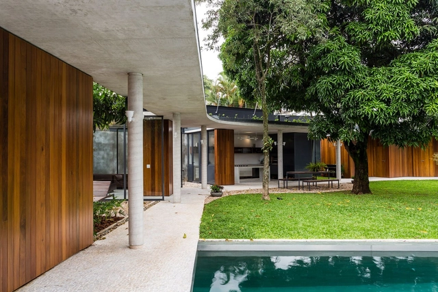 Casa Banibás / Apiacás Arquitetos - Fotografia de Exterior, Ampliação, Jardim, Fachada, Iluminação