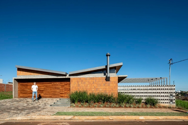 H House / Estudio 1415 - Exterior Photography, Houses, Facade, Door