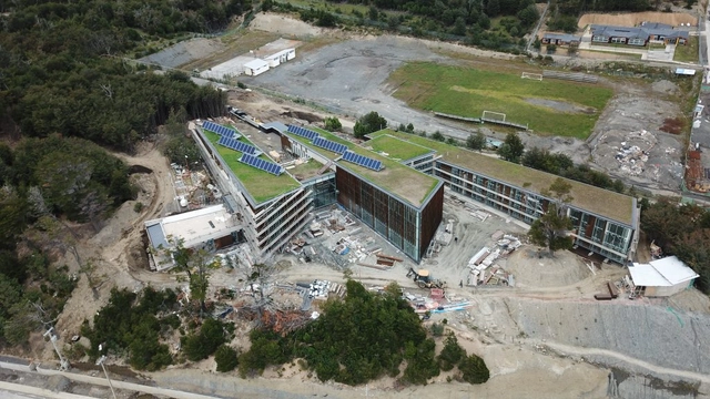 Desafíos de diseño y construcción del Centro Subantártico Cabo de Hornos - Imagen Principal