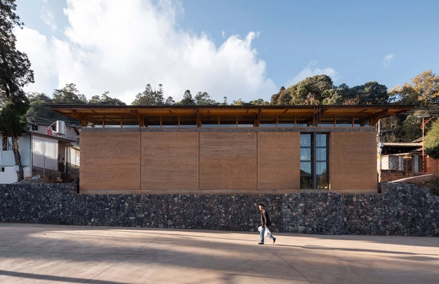 Centro Comunitario de Dahei New Village / One University One Village - Fotografía exterior, Centro Comunitario, Jardín, Fachada
