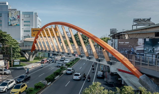 Tanzi Bicycle Bridge / Studiobase Architects - Exterior Photography, Bridges , Arch, Cityscape