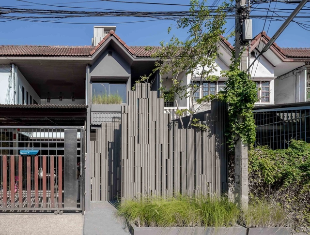 HAS design and research Studio / HAS design and research - Exterior Photography, Adaptive Reuse, Garden, Fence, Facade