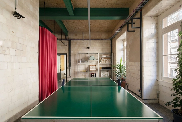 Campos Costa Arquitetos Studio / Campos Costa Arquitetos - Interior Photography, Offices Interiors, Kitchen, Door, Facade, Table, Chair