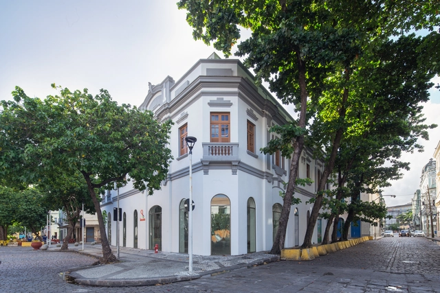 Sede Fintech Insole / MOBIO Arquitetura - Fotografia de Exterior, Reabilitação, Fachada, Porta, Arco