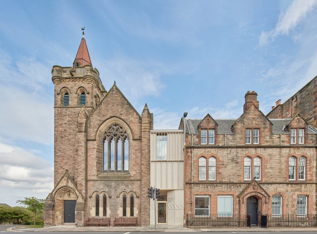 Centro Charteris Greyfriars / Konishi Gaffney Architects - Fotografía exterior, Reconversión, Fachada, Arco, Arcada