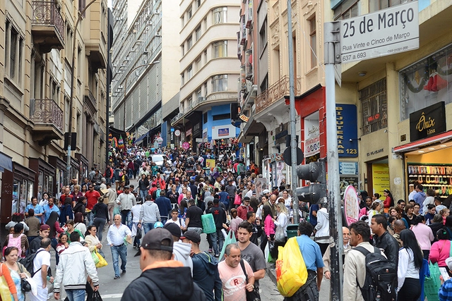 A morte das lojas de rua e seu impacto nas cidades - Imagem de Destaque