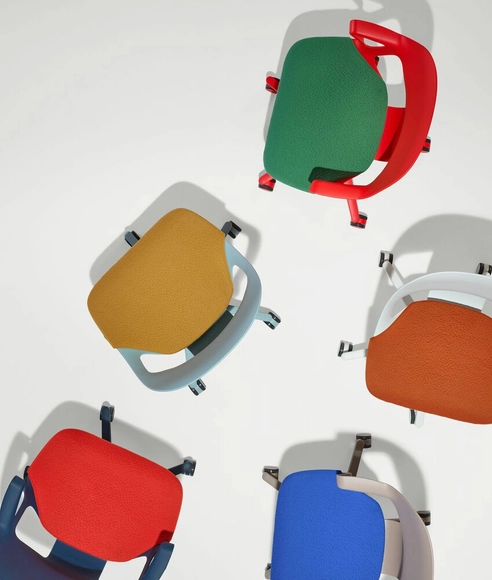 Ergonomía y diseño mid-century se unen en la nueva silla Zeph - Imagen Principal