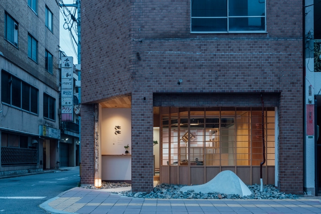 HAIKU Hair Salon / FATHOM - Exterior Photography, Wellness Interiors, Facade, Door