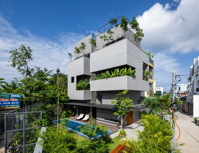 Bi House Nha Trang / Pham Huu Son Architects - Exterior Photography, Houses, Facade