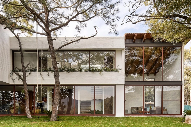 Casa pinar / Haarq Estudio - Fotografía exterior, Casas, Jardín, Fachada, Puerta