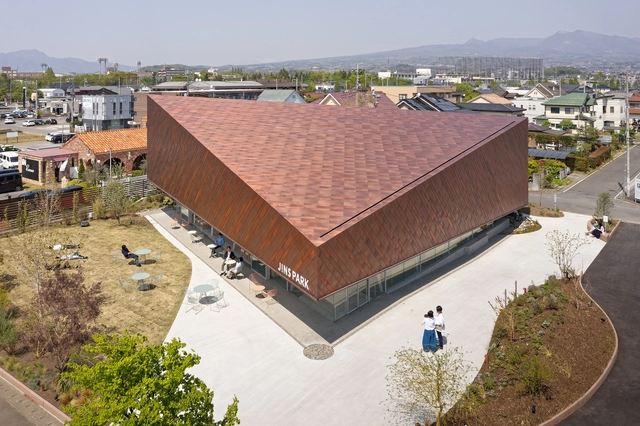Jins Park Maebashi / Yuko Nagayama & Associates - Exterior Photography, Shopping Centers, Facade