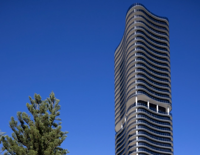 272 Hedges Avenue Pedestal Residential Building / Contreras Earl Architecture - Exterior Photography, Residential, Facade