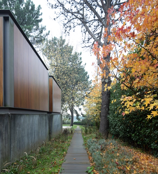 Icoaré 之家 / aste arquitectura - 建筑图, 独立住宅, 花园, 表皮, 森林