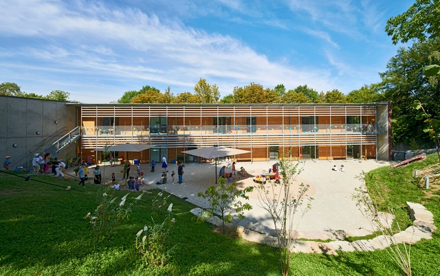 Creche Kleine Quelle / Böll Architekten - Fotografia de Exterior, Jardim De Infância