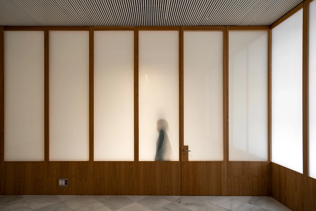 Remodelación del espacio D-B2 del Banco de España / BRAGE TUÑÓN architects - Fotografía interior, Banco, Fachada