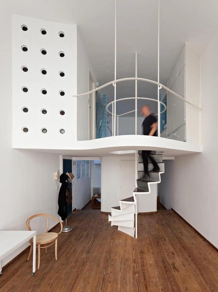 Josep Ferrando presenta “La trama infinita” en la nueva Galería y Residencia de Arquitectura de Bisman Ediciones - Imagen Principal