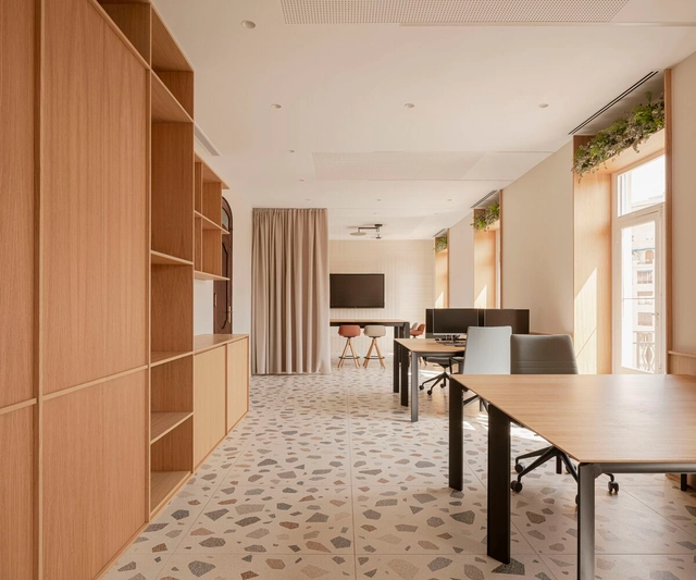 Escritório Valencia SGBrokers / MOIZ - Fotografia de Interiores, Interiores De Coworking, Cozinha, Mesa, Cadeira