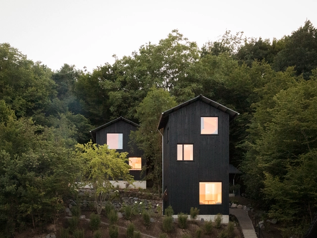 Kleine Bleibe Holiday Homes / Fröhlich Gassner Architekten - Exterior Photography, Houses, Door, Facade, Forest